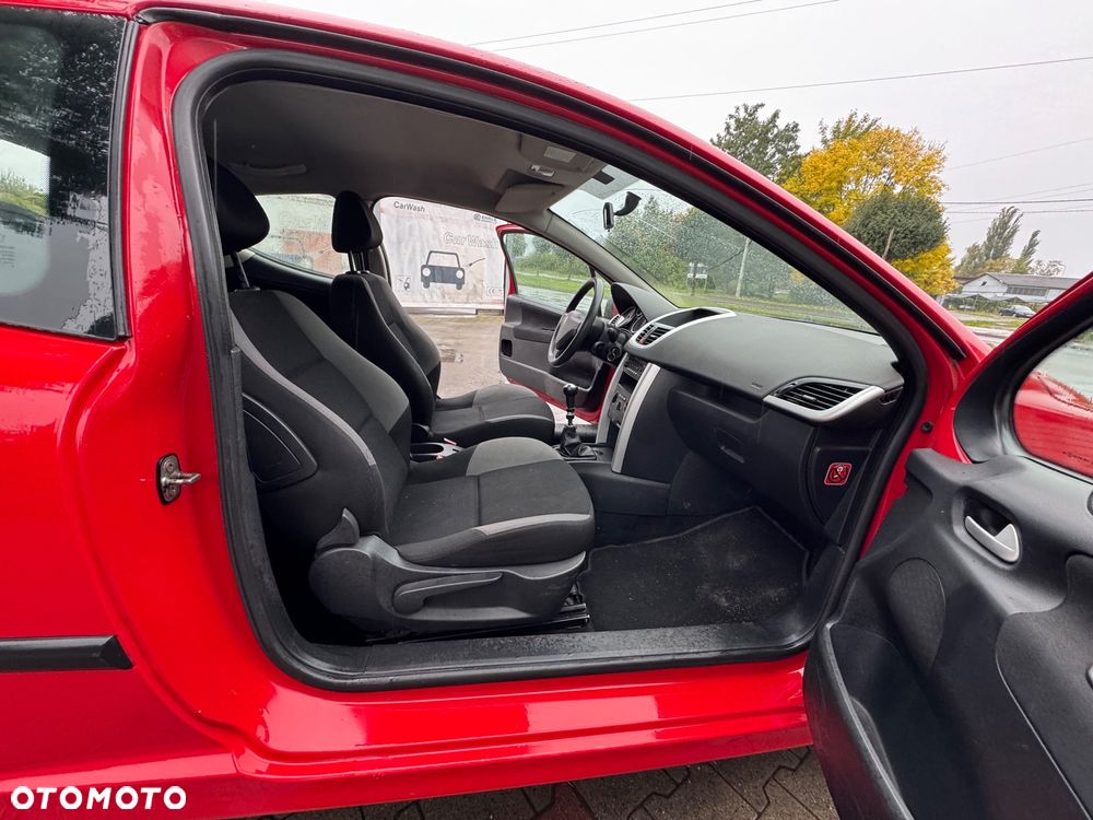 Peugeot 207 1.6 HDi Presence - 6