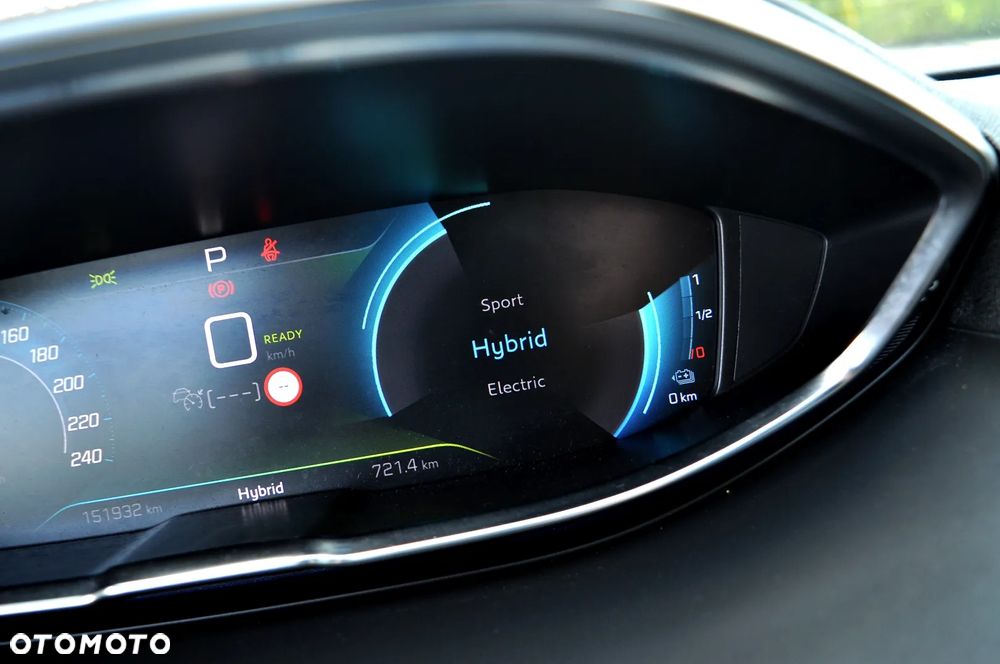 Peugeot 3008 1.6 PureTech Hybrid PHEV Active Pack S&S EAT8 - 32