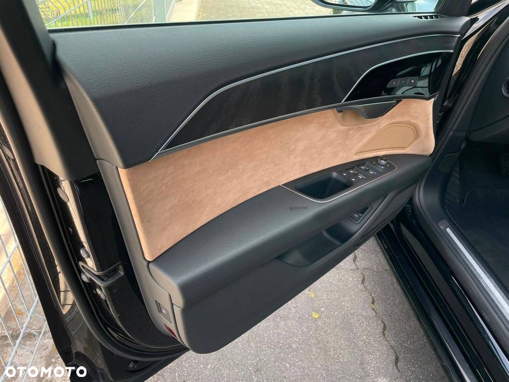 Audi A8 - 19