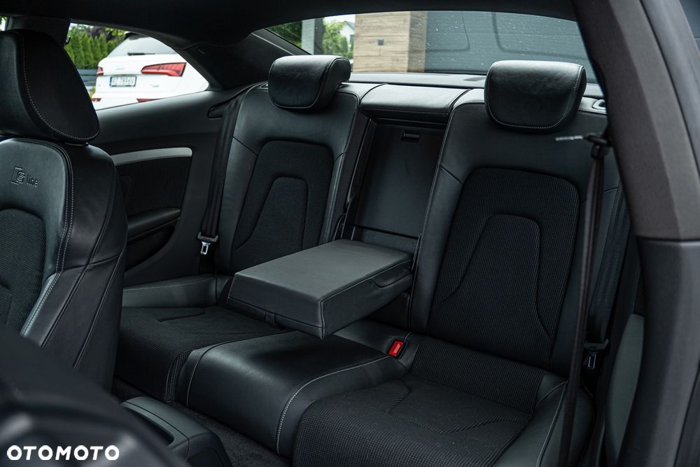 Audi A5 Coupé 2.0 TDI DPF quattro - 26