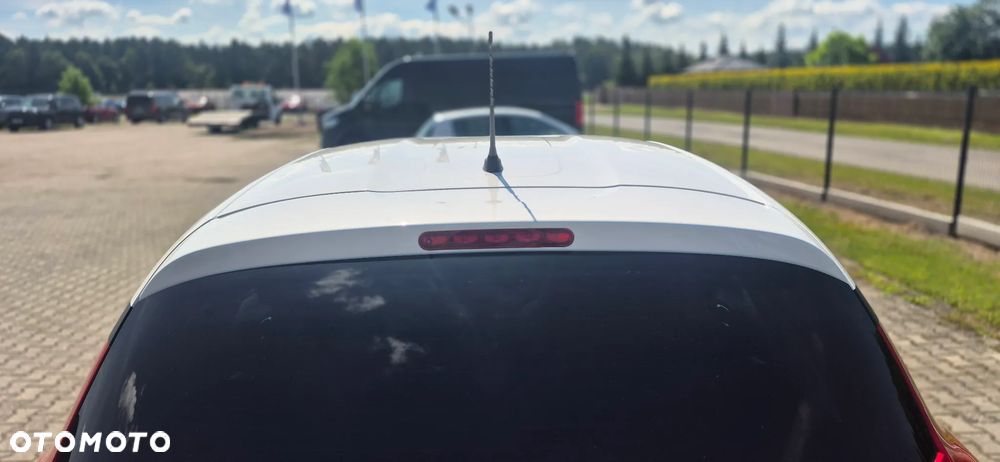 Citroën C3 1.2 PureTech Shine EAT6 - 34