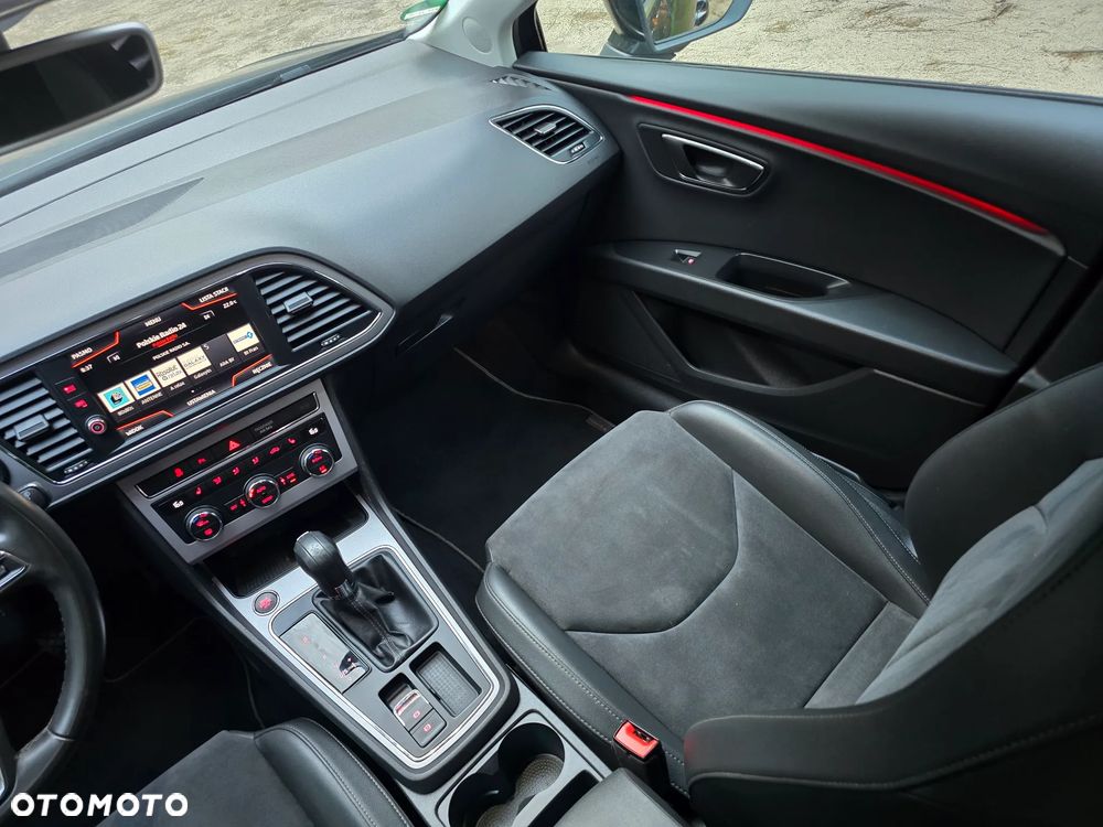 Seat Leon 2.0 TDI FR S&S DSG - 33