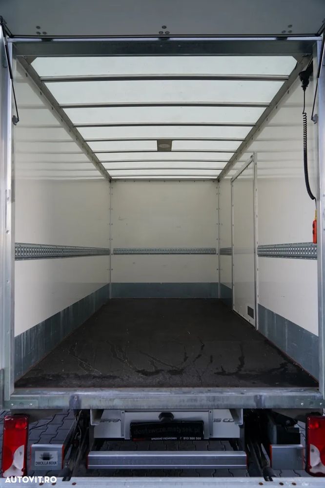 Mercedes-Benz SPRINTER 315 CDI / CONTAINER 4.4 M / 750 KG LIFT / TWIN / IMPORTAT - 11