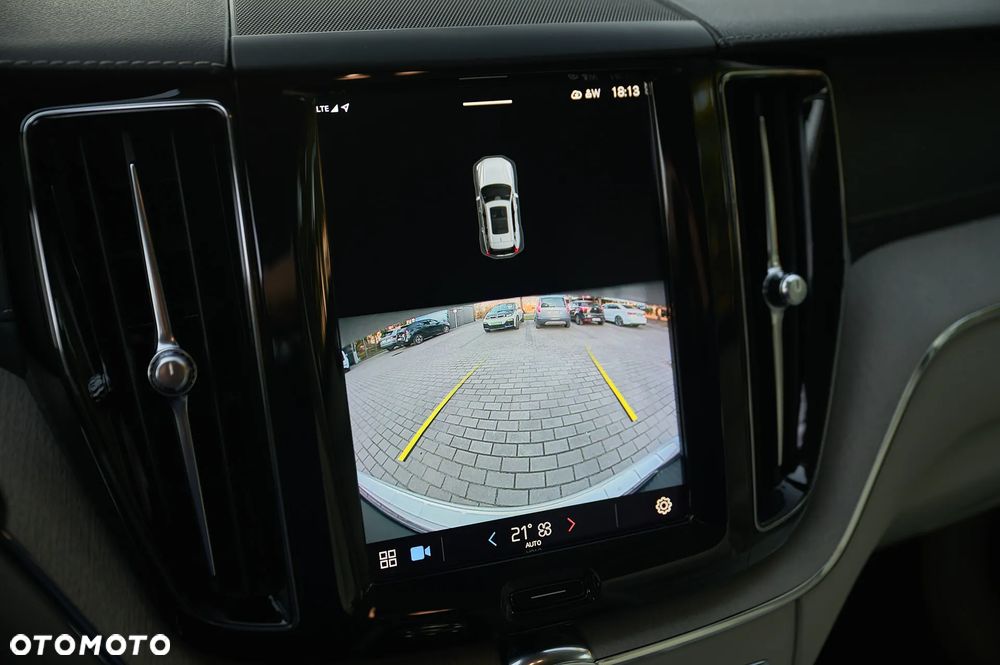 Volvo XC 60 B4 D AWD Inscription - 32