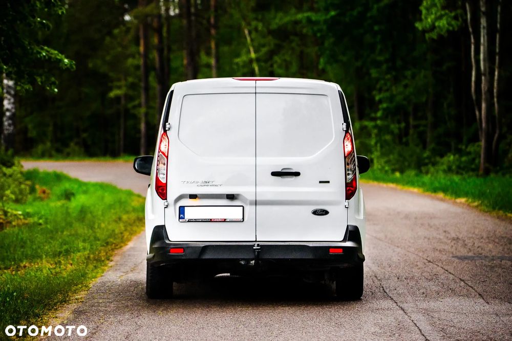 Ford Transit Connect - 6