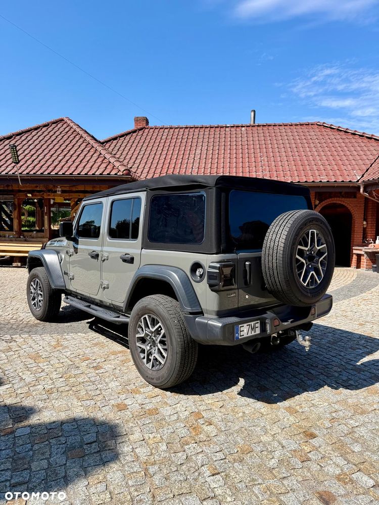 Jeep Wrangler Unlimited 3.6 Automatik Black Edition - 4