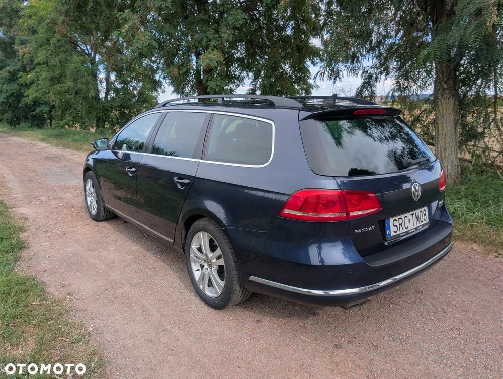 Volkswagen Passat 2.0 TDI Comfortline - 6