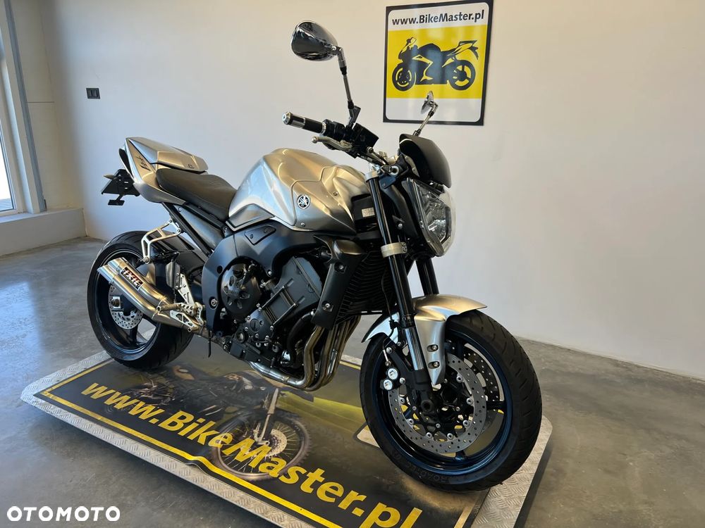 Yamaha FZ - 19