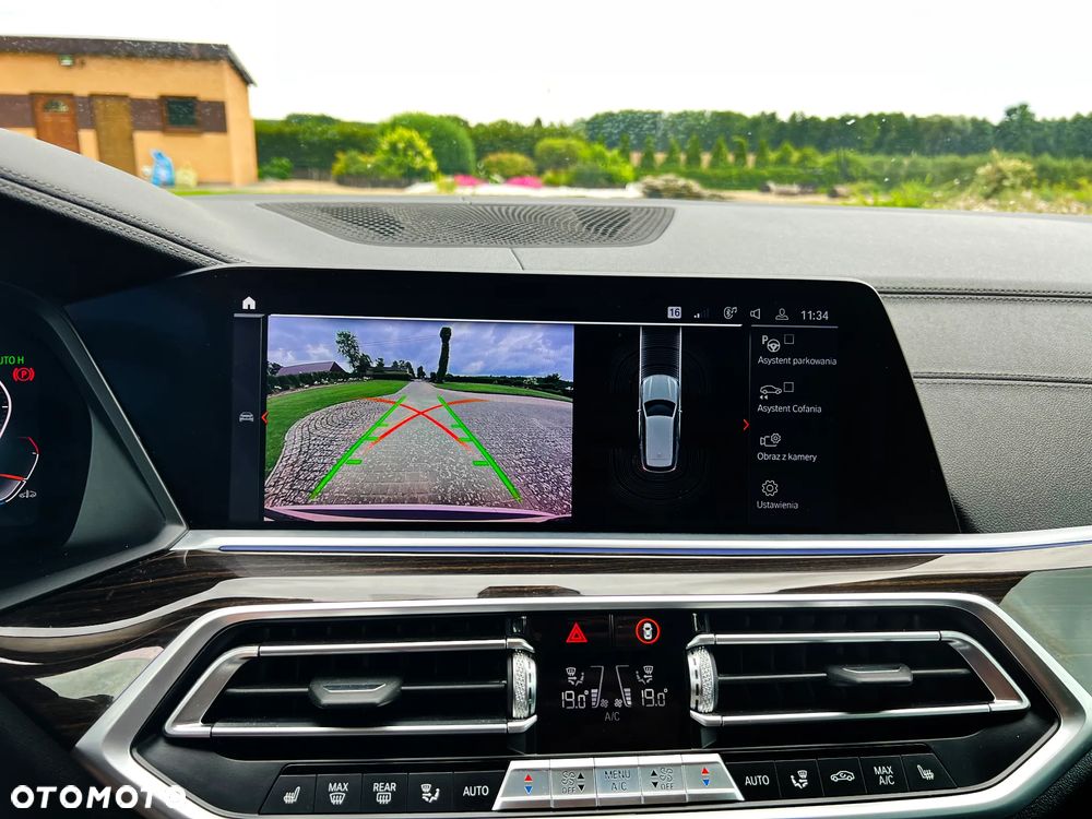 BMW X5 xDrive40i - 22
