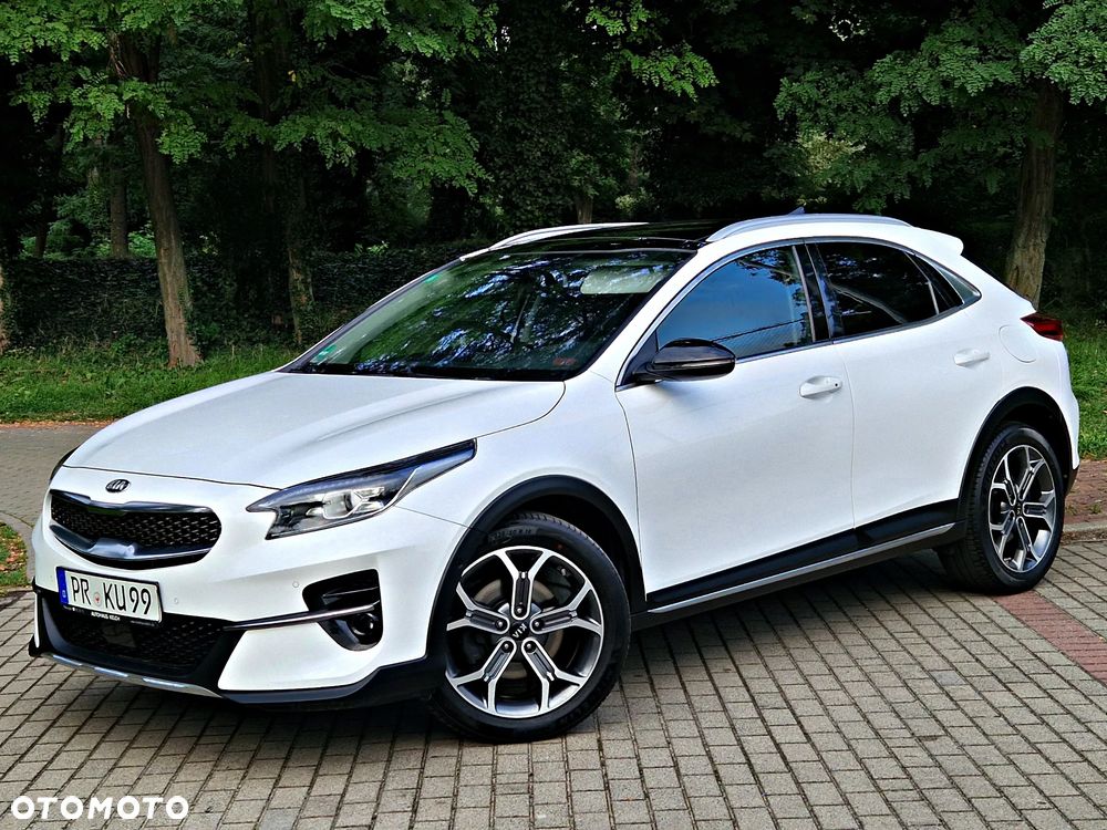 Kia XCeed - 14
