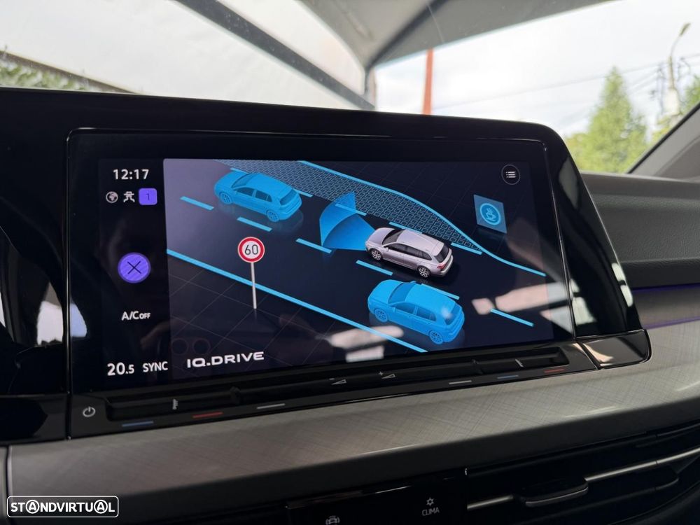 VW Golf Variant 1.0 TSI Confortline DSG - 28