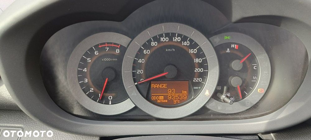 Toyota RAV4 - 21