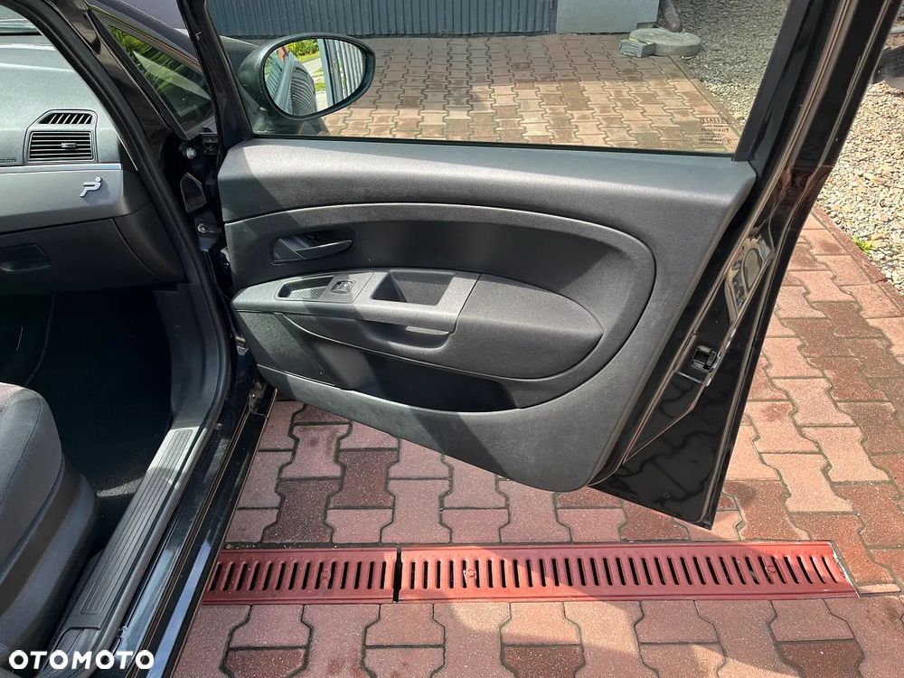 Fiat Grande Punto 1.4 8V 360 - 19