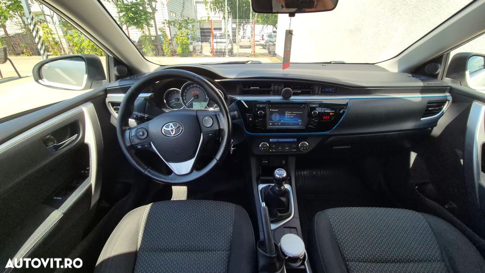 Toyota Corolla 1.4 D-4D Luna - 5