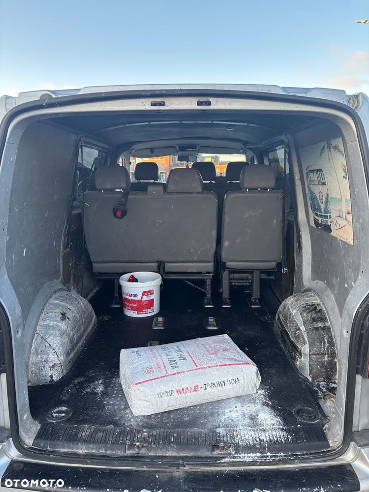 Volkswagen Transporter - 24