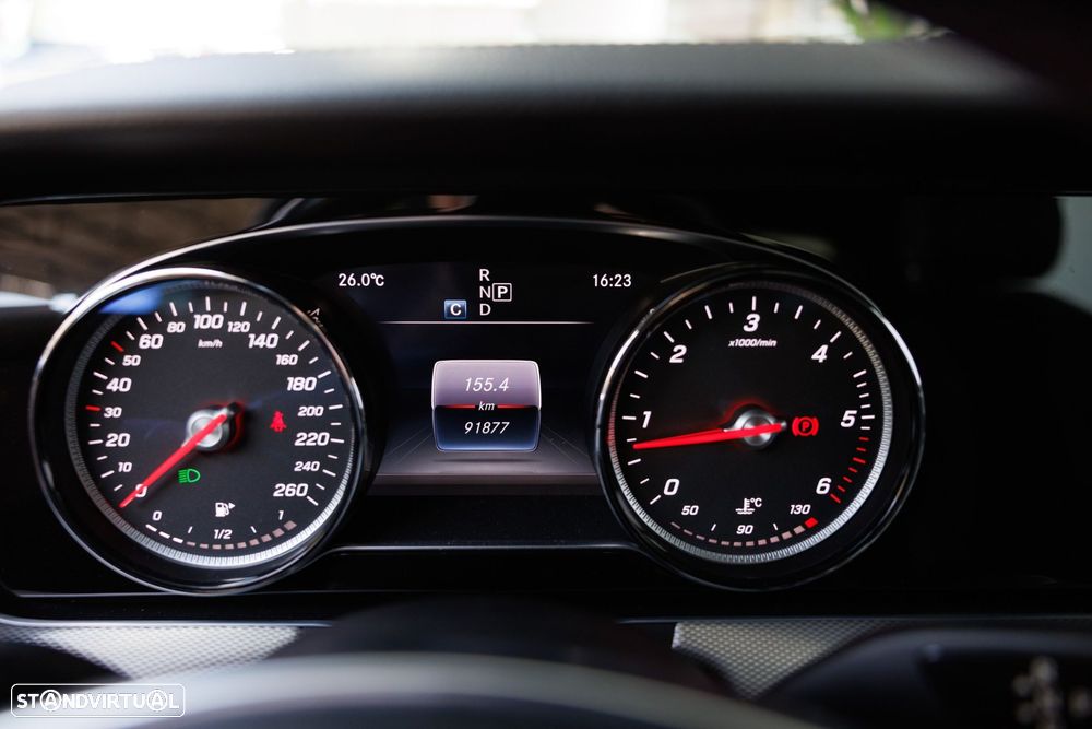 Mercedes-Benz E 220 d AMG Line - 8
