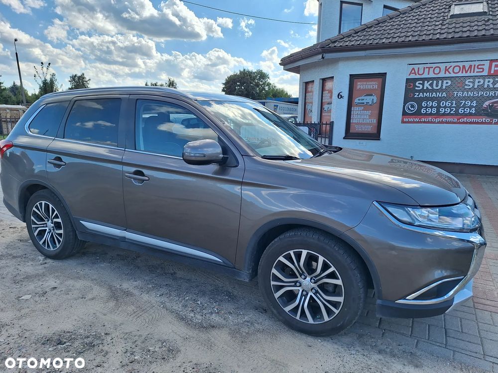 Mitsubishi Outlander - 8