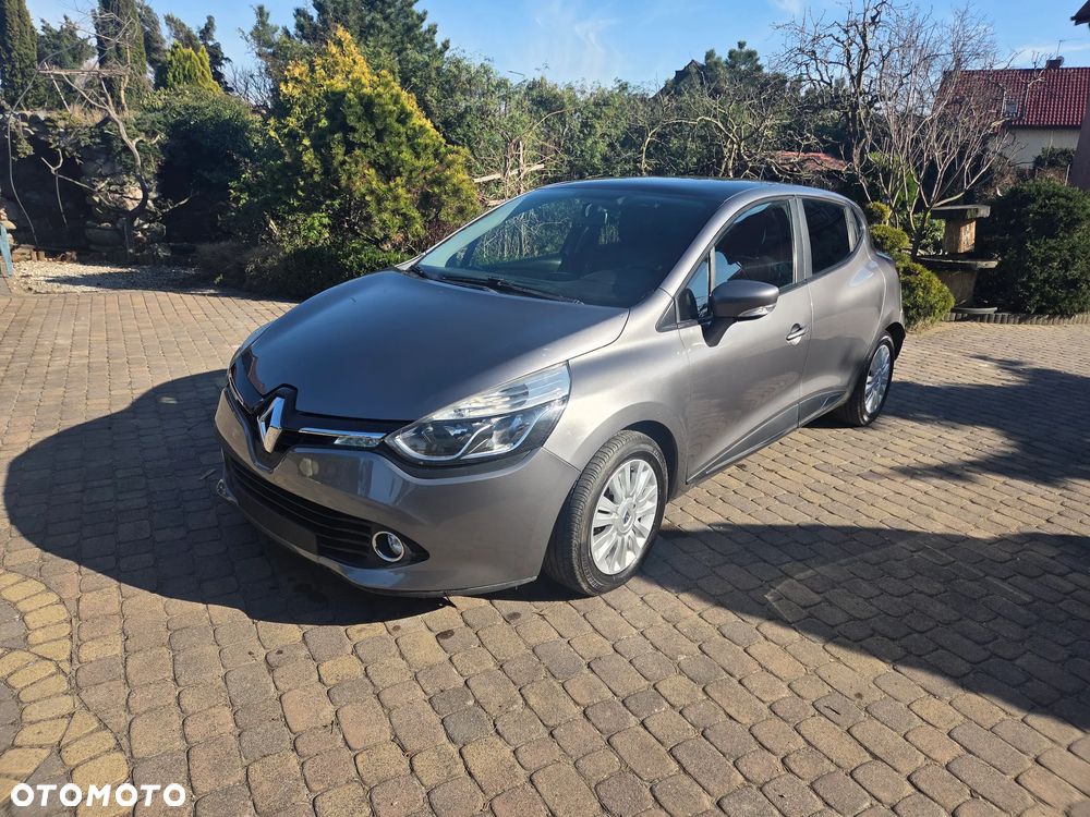 Renault Clio 1.2 16V 75 Expression - 1