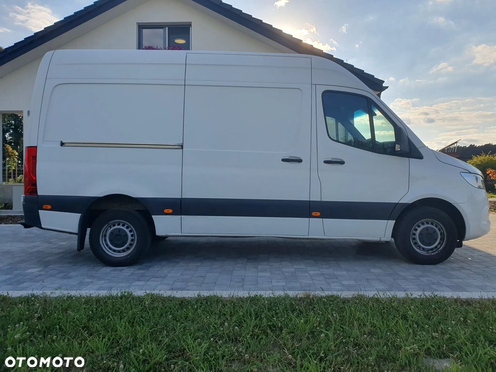 Mercedes-Benz Sprinter 907 316 - 3