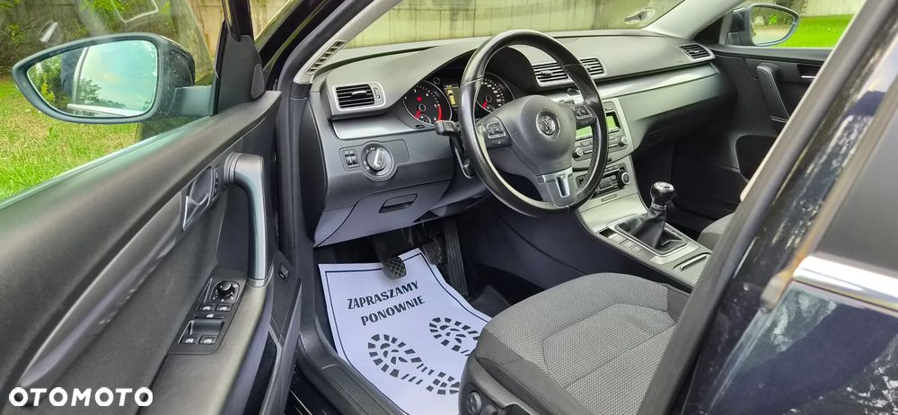 Volkswagen Passat Variant 1.6 TDI DPF BlueMot Comfortline - 18