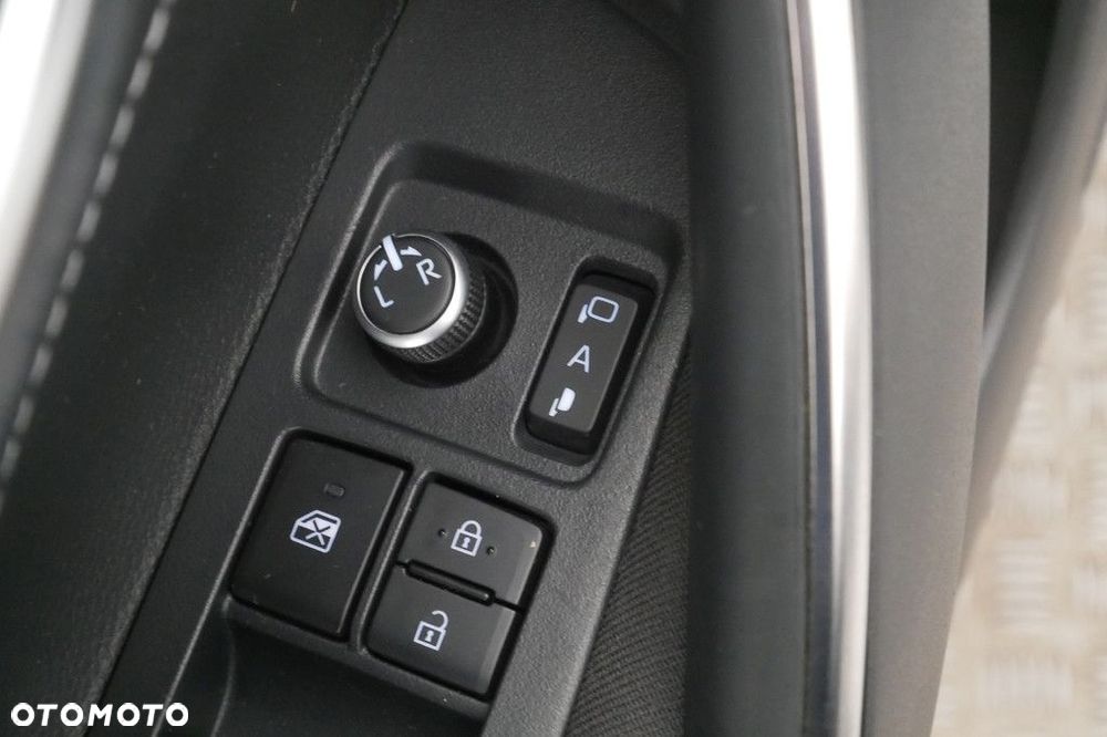 Toyota Corolla 1.8 Hybrid Comfort - 28