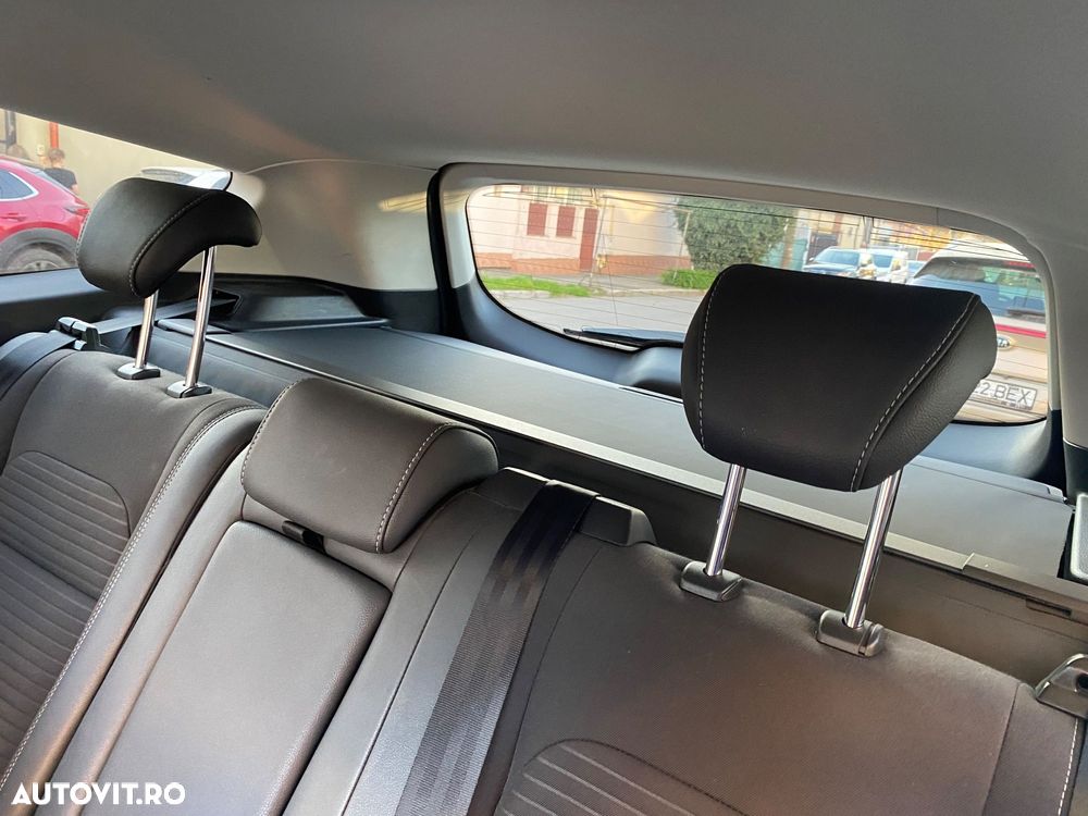 Ford Kuga 1.5 EcoBoost 4WD Aut. Trend - 19