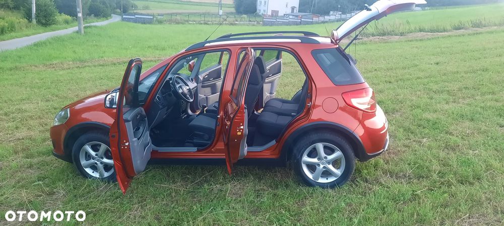 Suzuki SX4 1.6 GS / Premium 4WD - 24