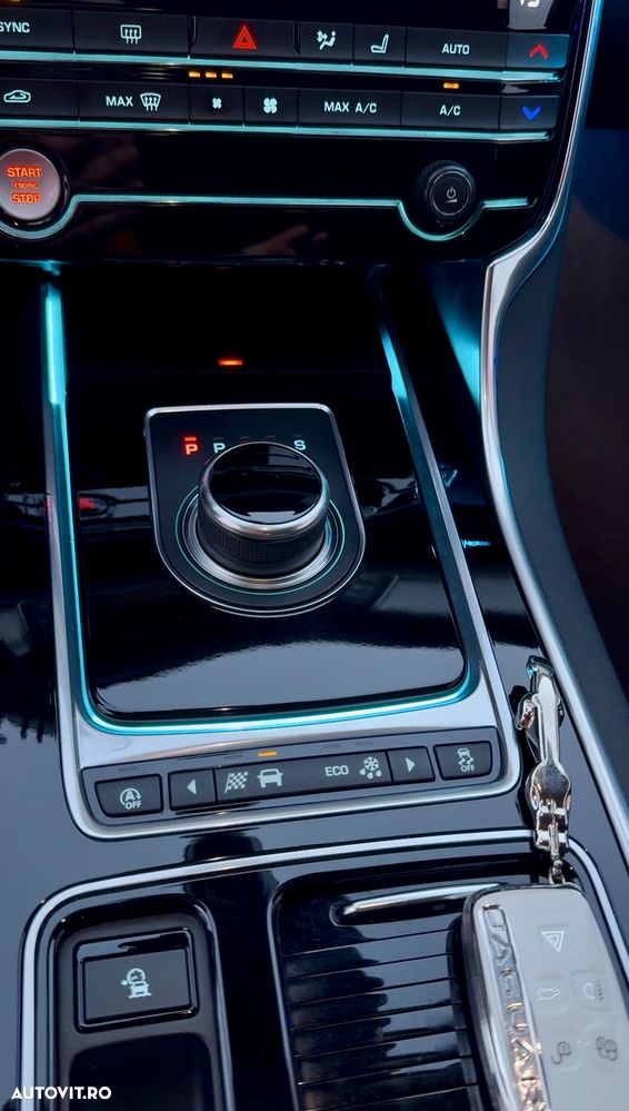 Jaguar XF 20d Aut. Prestige - 6