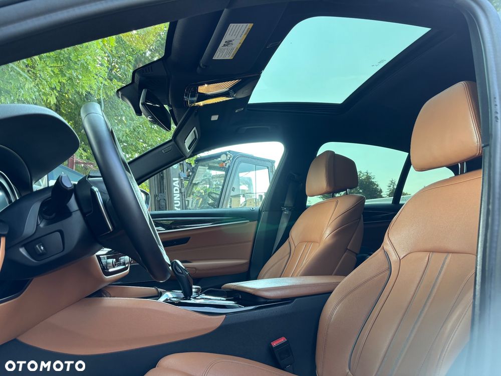 BMW Seria 5 - 22