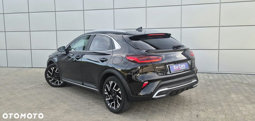 Kia XCeed - 16
