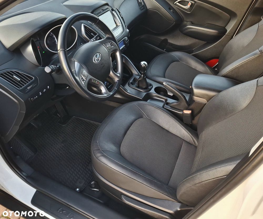 Hyundai ix35 2.0 CRDi 4WD Premium - 20