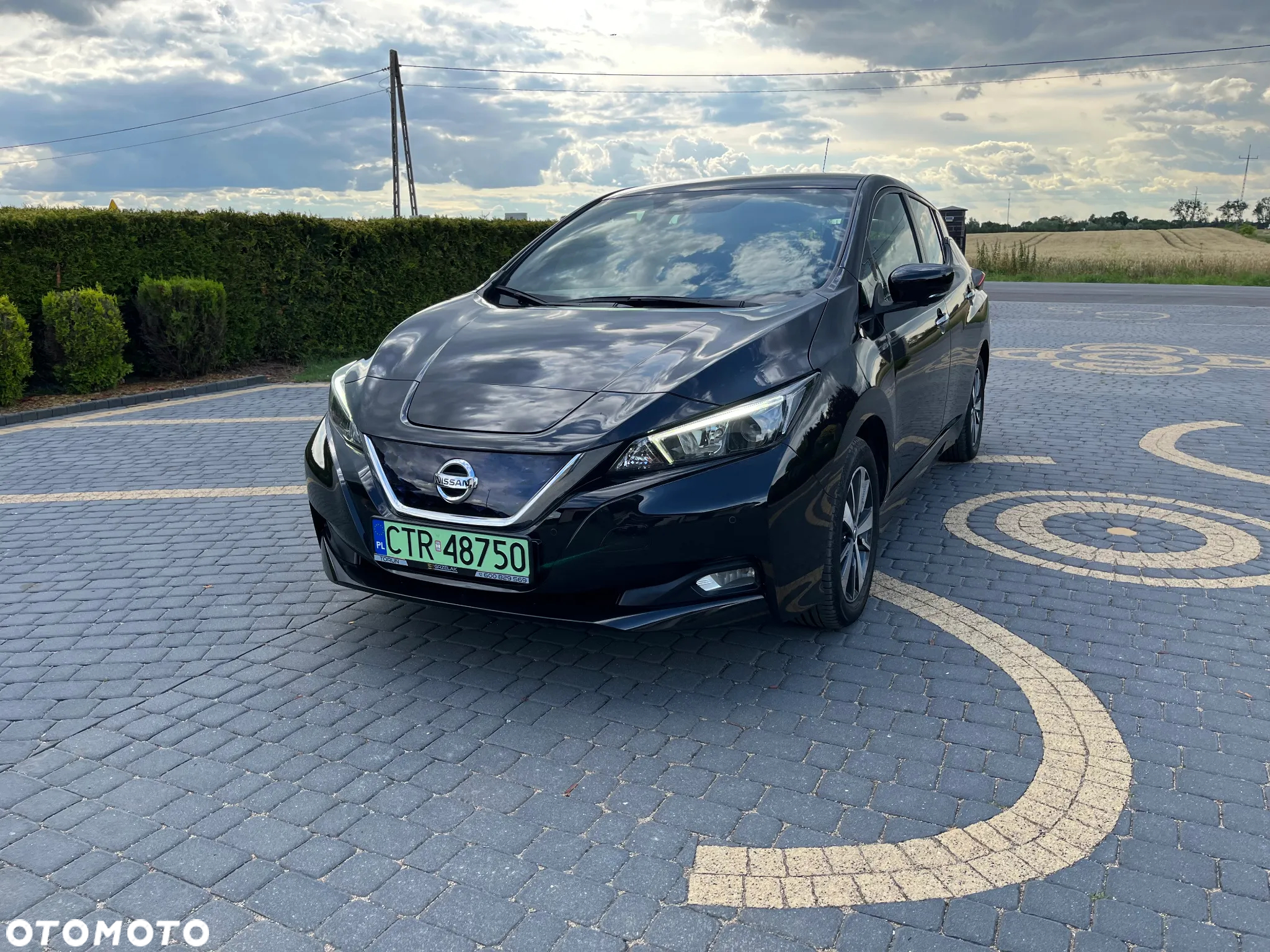 Nissan Leaf - 2