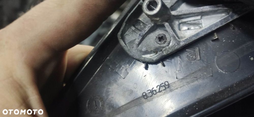 KL LUSTERKO LEWE MANUALNE OPEL MERIVA A GRANATOWE - 3