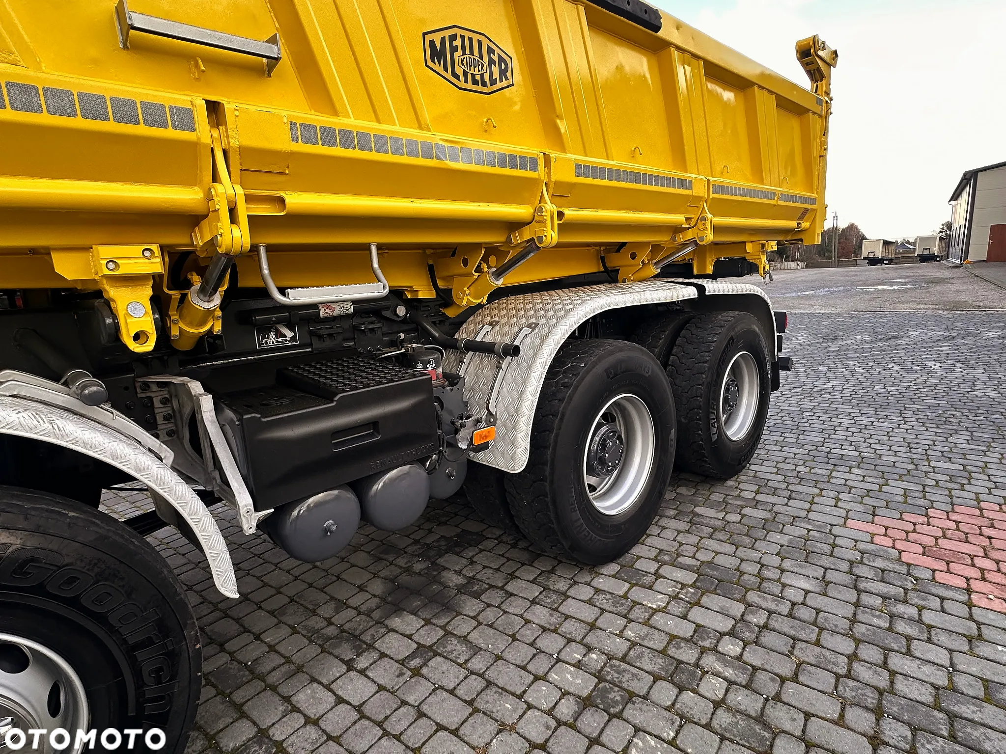 Renault K 460 PROTECT 8X4 WYWROTKA MEILLER BORDMATIC - 21