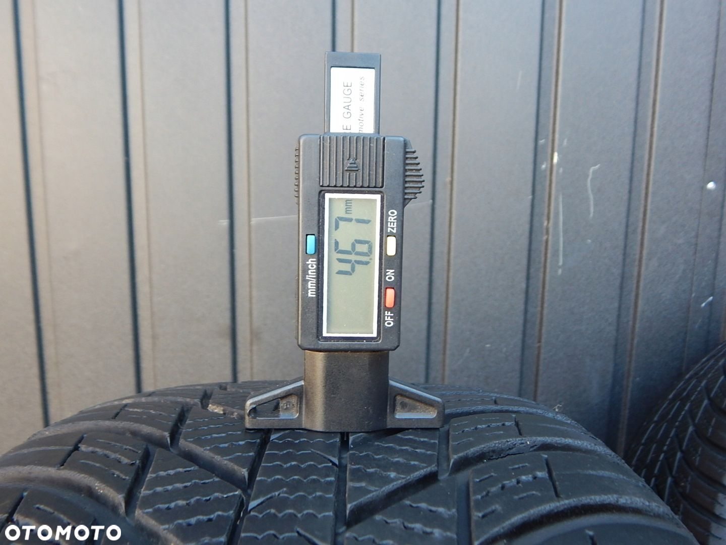 VW T5 koła alufelgi FELGI opony R17 235/55 bieżnik 4.67 7.32 - 13