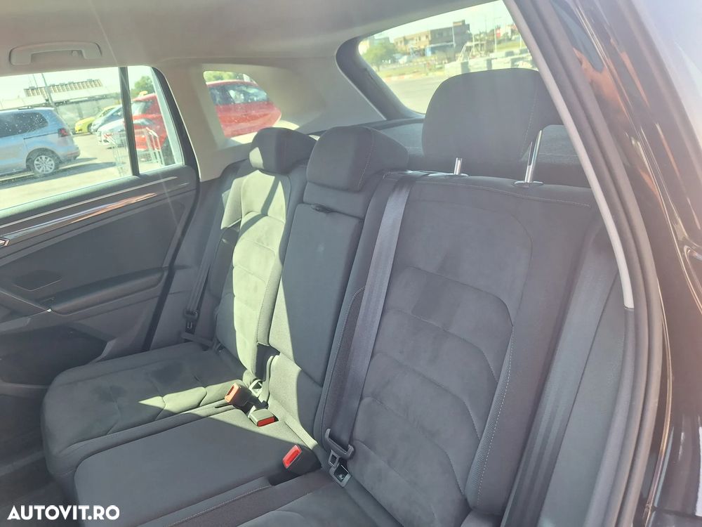 Volkswagen Tiguan - 9