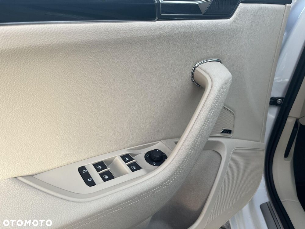 Skoda Superb 2.0 TSI 4x4 L&K DSG - 14