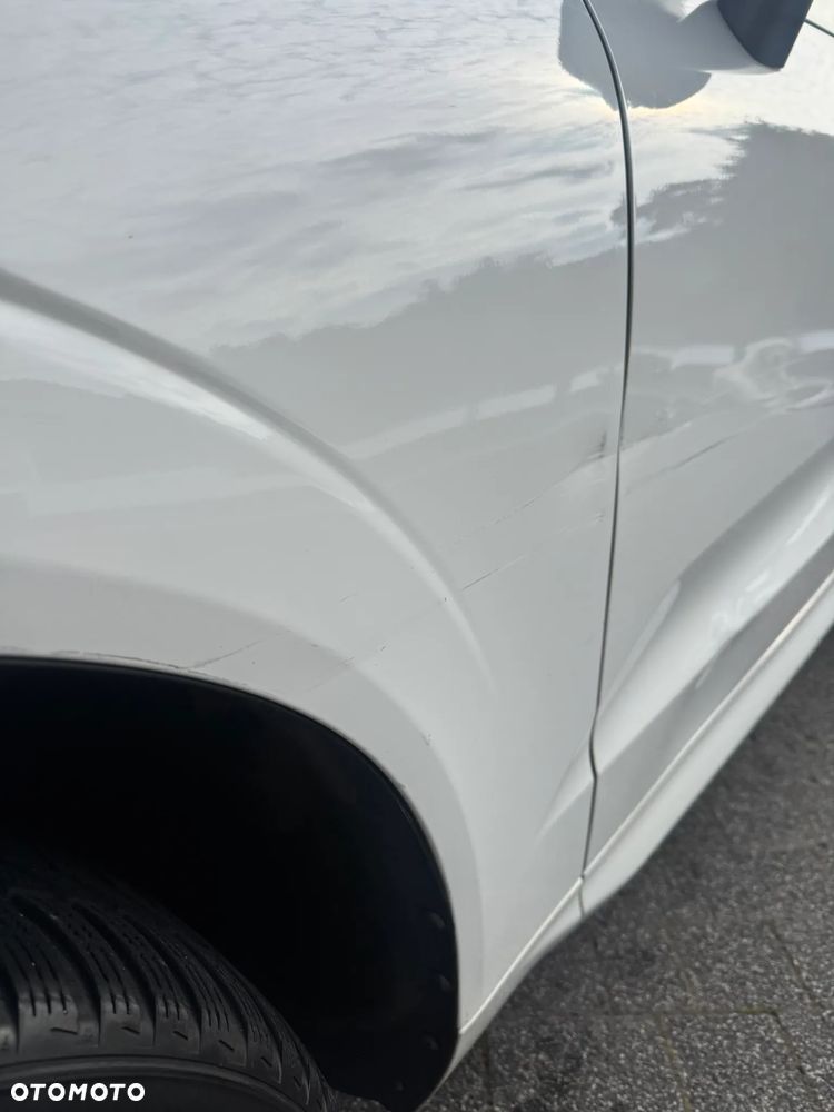 Volvo XC 60 B4 D AWD R-Design - 18