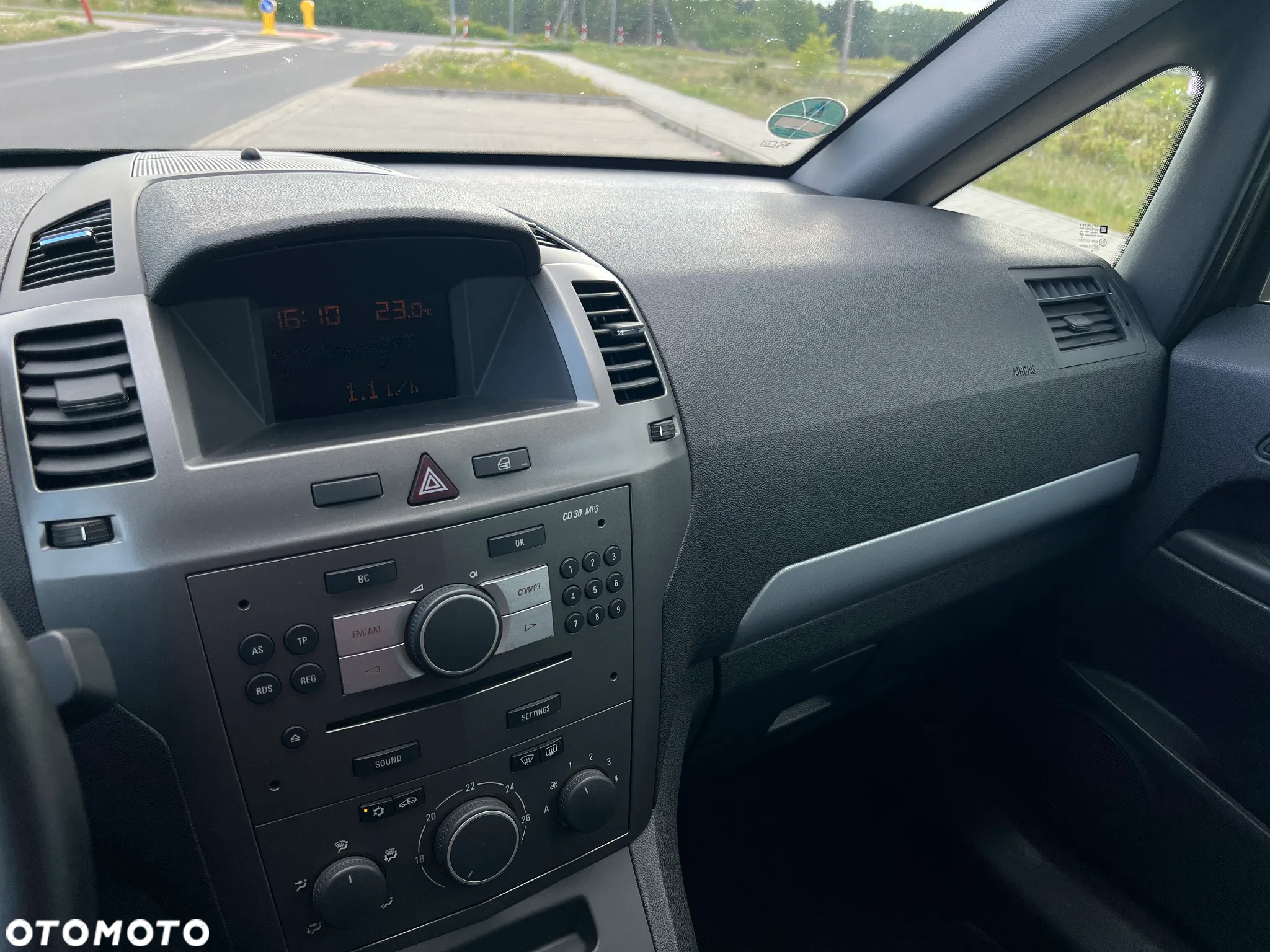 Opel Zafira 1.8 Elegance - 17