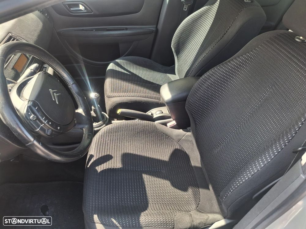 Citroën C4 1.6 HDi VTR Pack RFM - 10