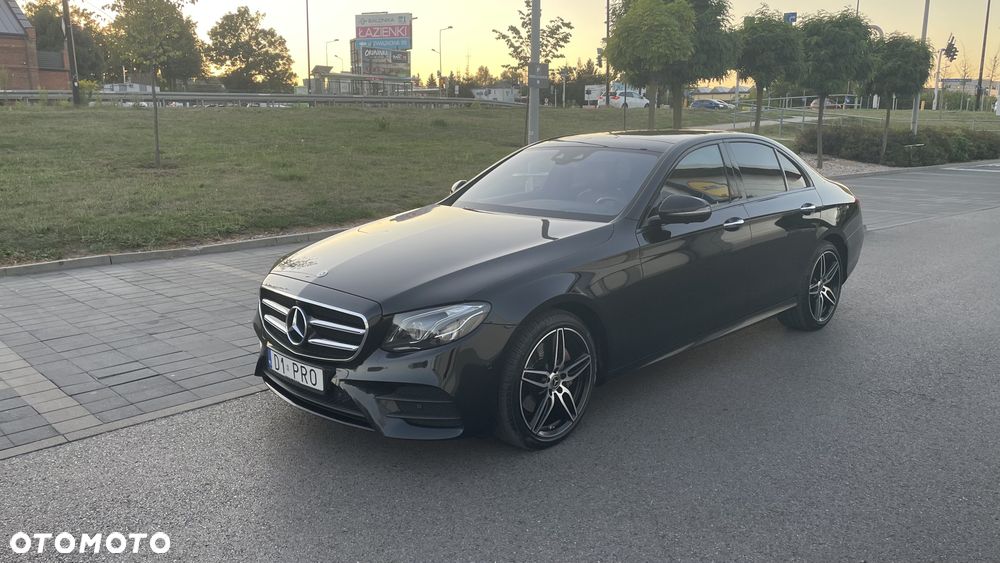 Mercedes-Benz Klasa E 220 d 4-Matic AMG - 1