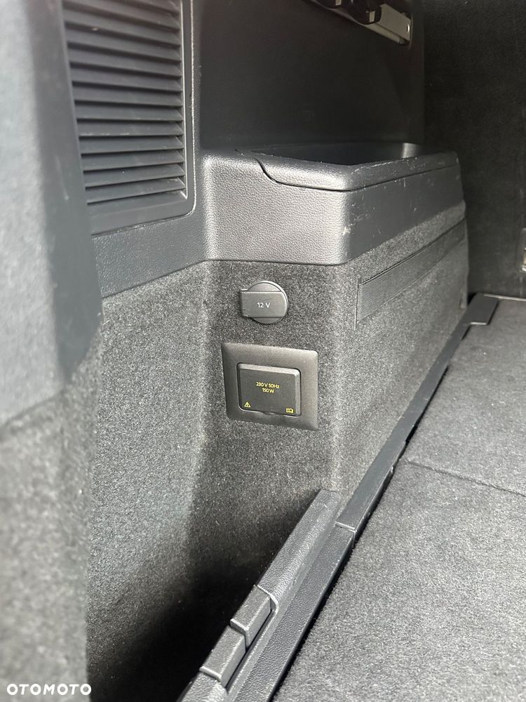 Volkswagen Touran 1.6 TDI BMT Comfortline - 34