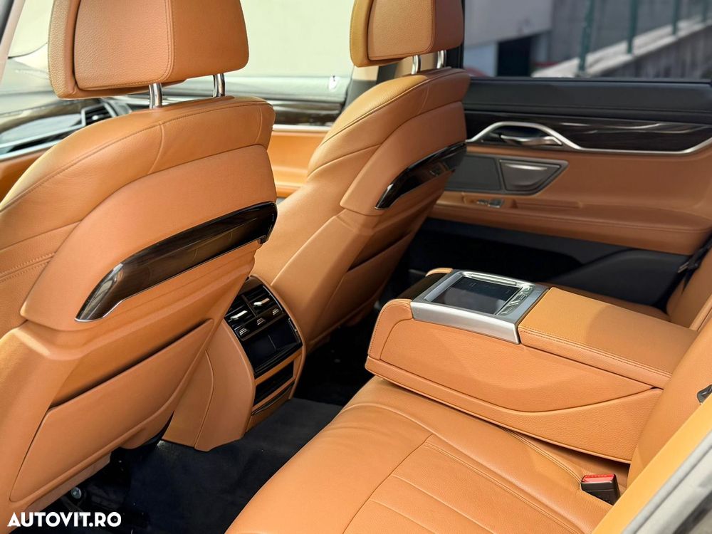 BMW Seria 7 730d xDrive - 9