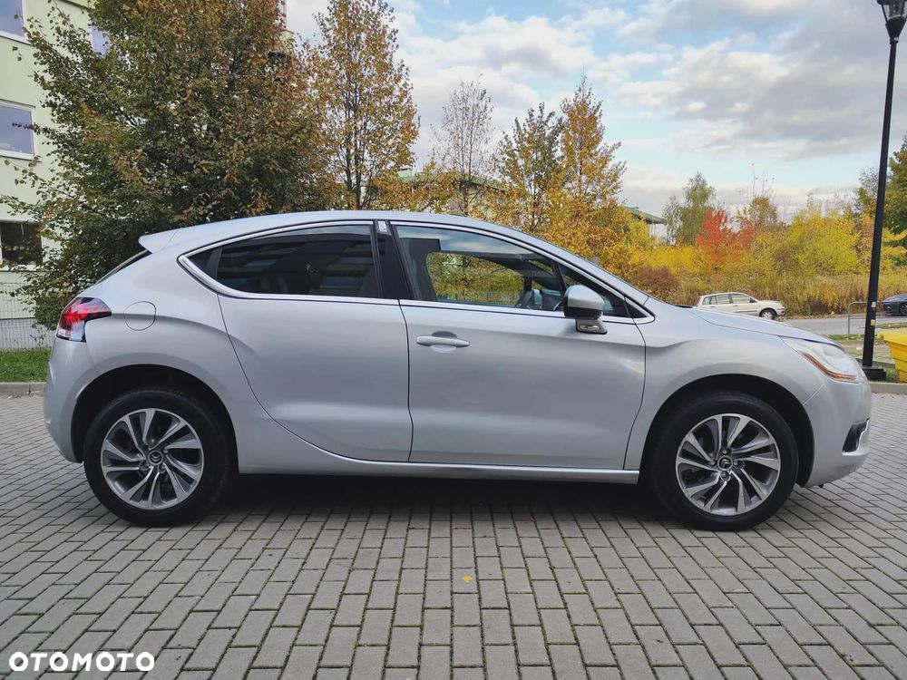 Citroën DS4 BlueHDi 120 Urban Show - 6