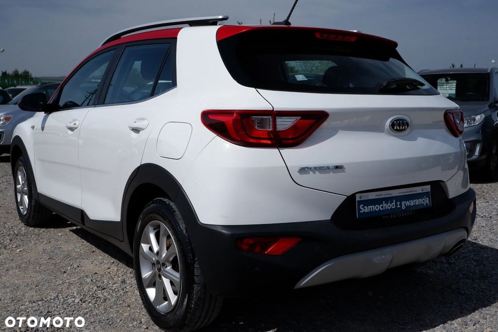 Kia Stonic 1.4 L - 34