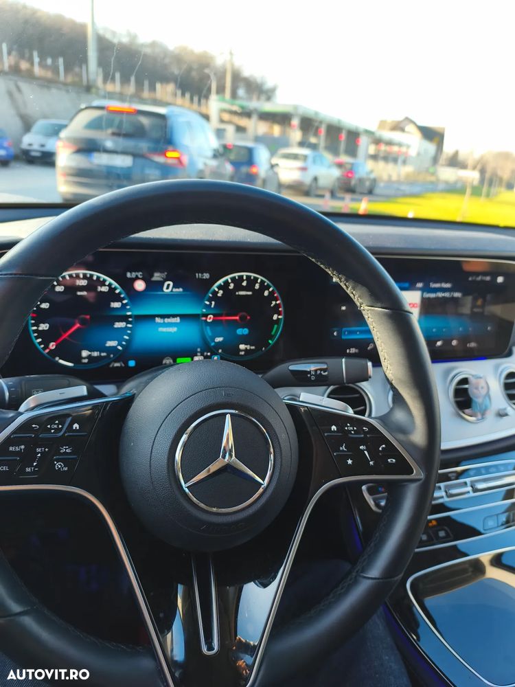 Mercedes-Benz E - 15