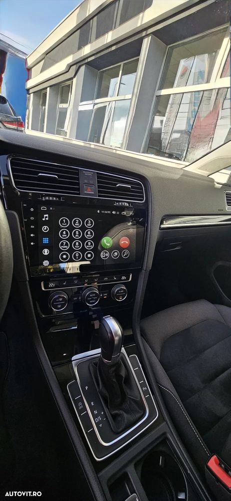 Volkswagen Golf - 18