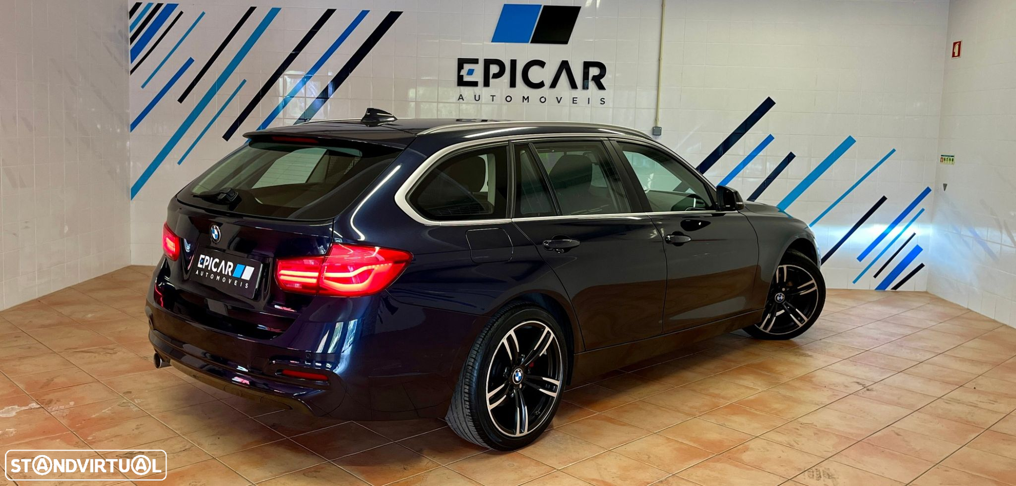 BMW 318 d Touring Advantage - 14
