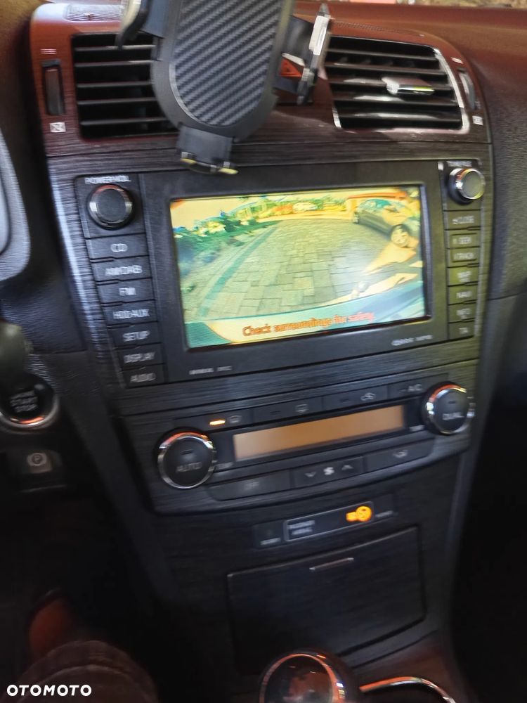 Toyota Avensis 2.0 D-4D Premium - 20