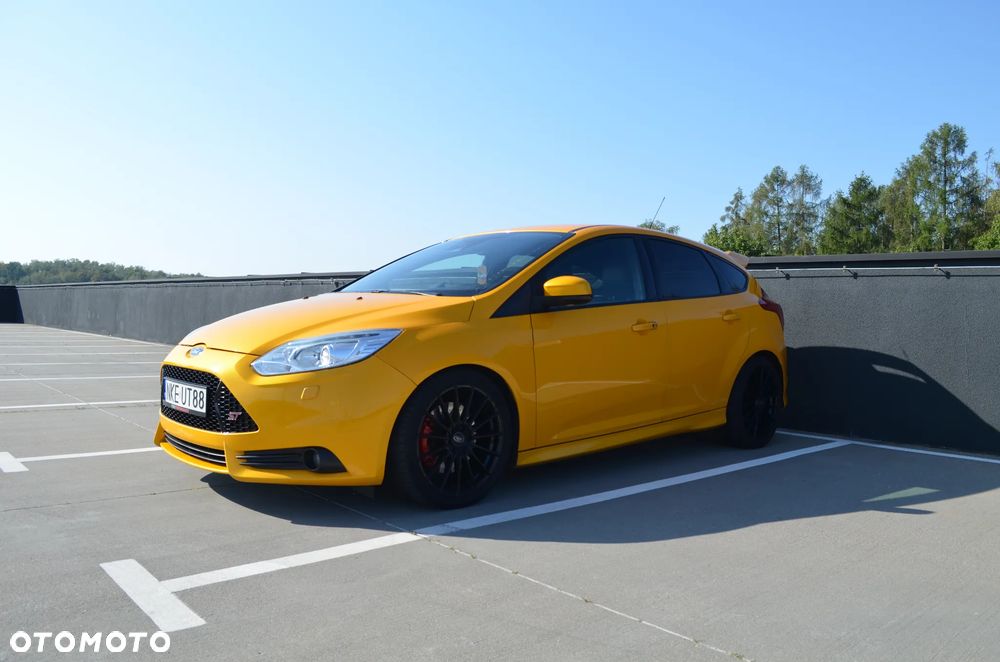 Ford Focus ST - 3